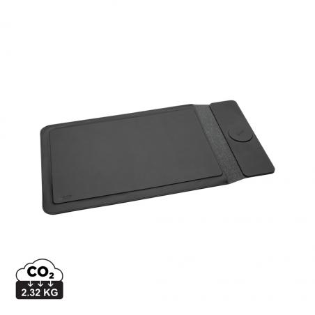 Swiss Peak 14-15,6 inch laptopsleeve met 15W magn. opladen
