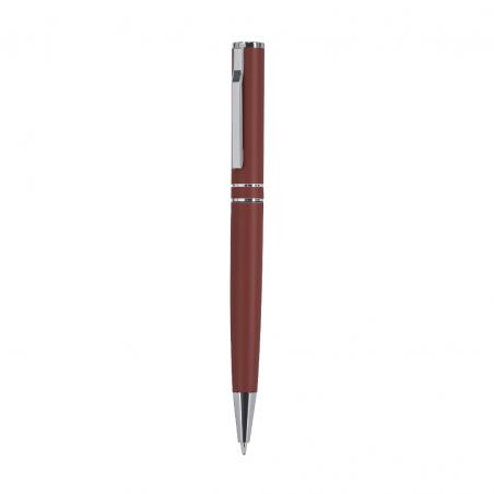 Pen Yaros